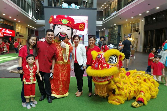 San Lorenzo Montessori CNY Charity Bazaar with Emcee Jerry
